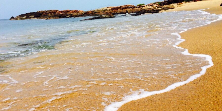 Arisimale Beach: Discover Sri Lanka's Hidden Gem in Trincomalee 1