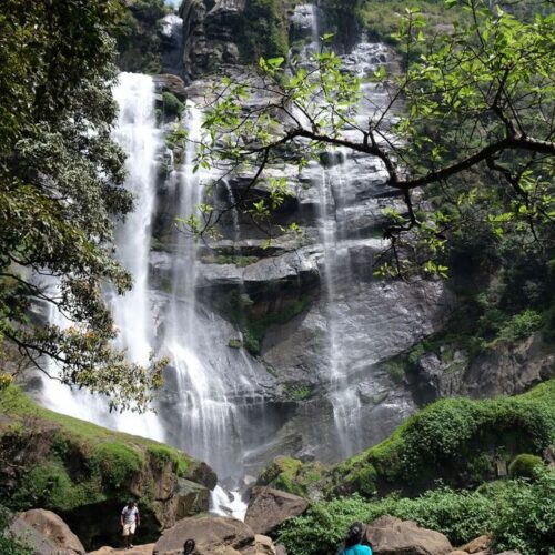 Bomburu Ella Waterfall tourist place 11 (1)