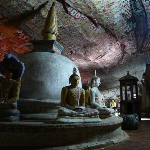 Dambulla gold and temple tourist place 1