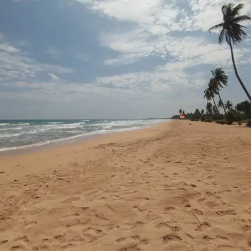 Uppuveli beach tourist place in trinco (8)