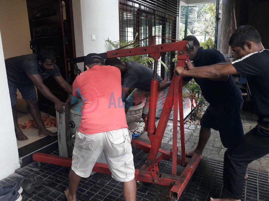 Safe Moving Services in Kollupitiya