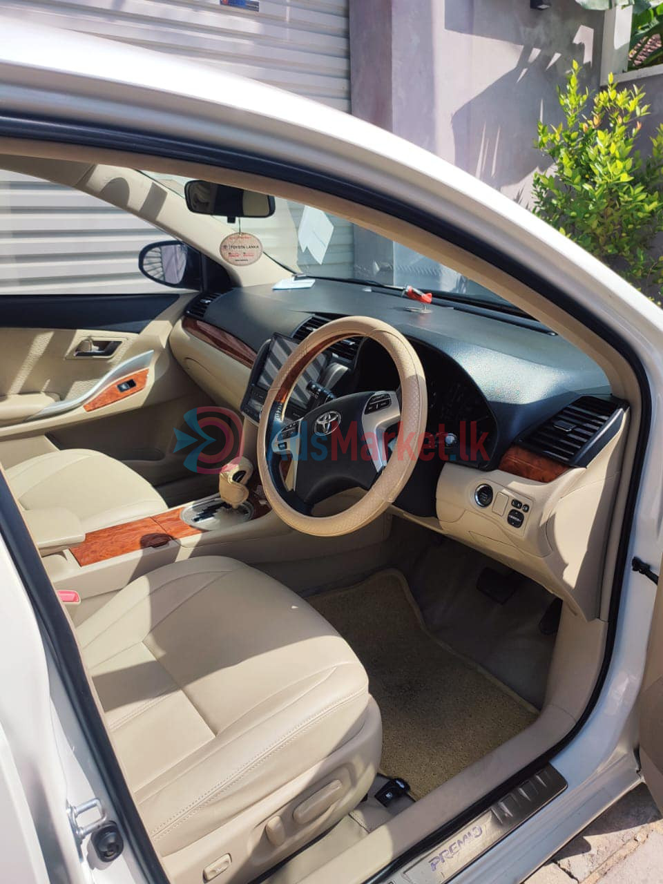 Rent a Toyota Premio in Sri Lanka | AJ Rent a Car Agency, East Coast Expert