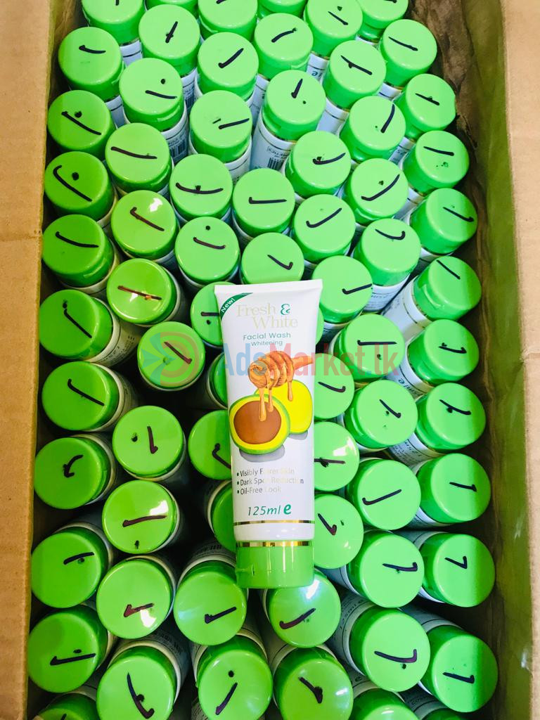 Fresh And White Face Wash